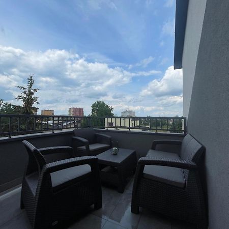 Near Sanktuarium Beautiful View And Free Parking Apartment Krakow Exterior photo